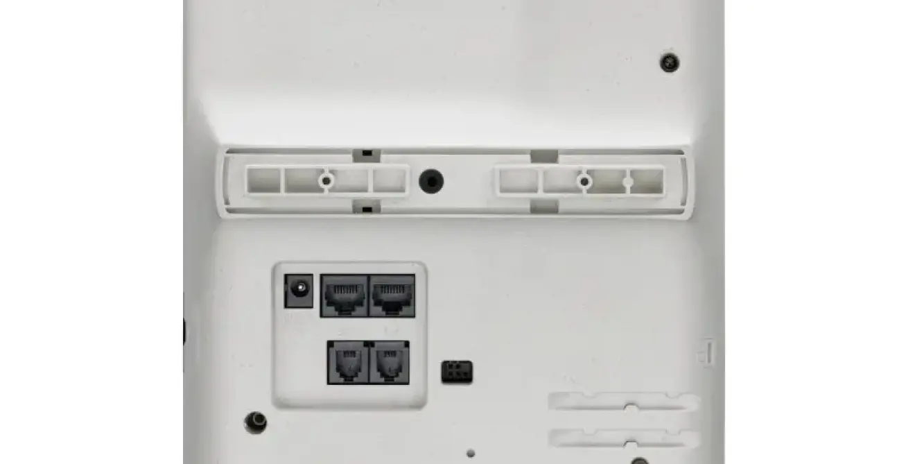 Edge E300 Series Back 1 M1657425