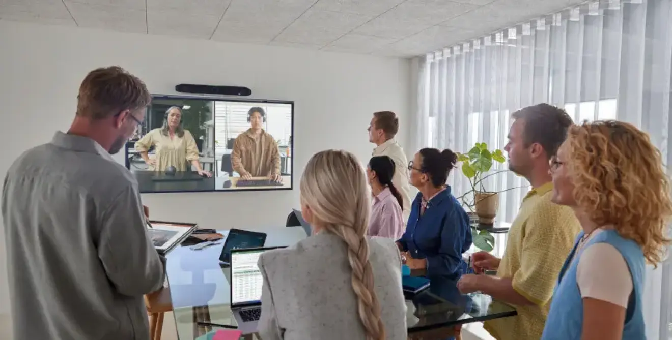 Hp Day3 Poly Studio X52 Tc10 Magnus 0114 Shot 149 Sup M2805139