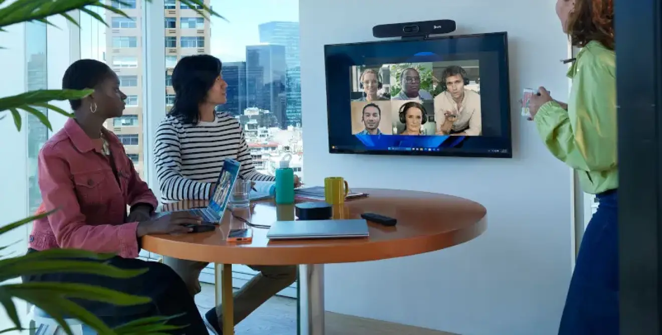 Hp Poly Studio R30 Plus Usb Video Bar Bundle Black 01970 3 M2864258