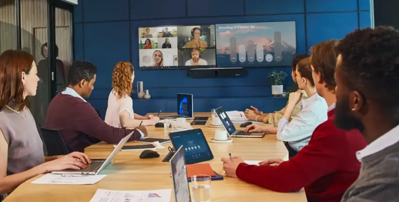 Poly Studio X72 All In One Video Bar 4 21395 2000x2000 Px Enterprise M2920853