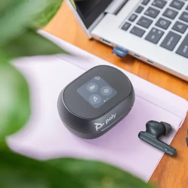 Poly Voyager Free 60 +